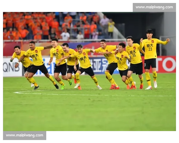 高清流畅足球赛事直播APP下载畅享实时精彩对决全程不漏每一球 - 副本 (23) - 副本 - 副本 - 副本