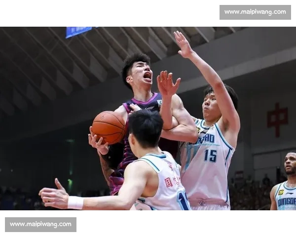 CBA赛场风云再起劲旅争锋激烈对决引球迷狂热关注 CBA赛场风云再起劲旅争锋激烈对决引球迷狂热关注